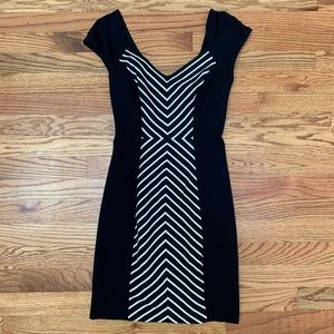 Guess size Small HOT mini dress!